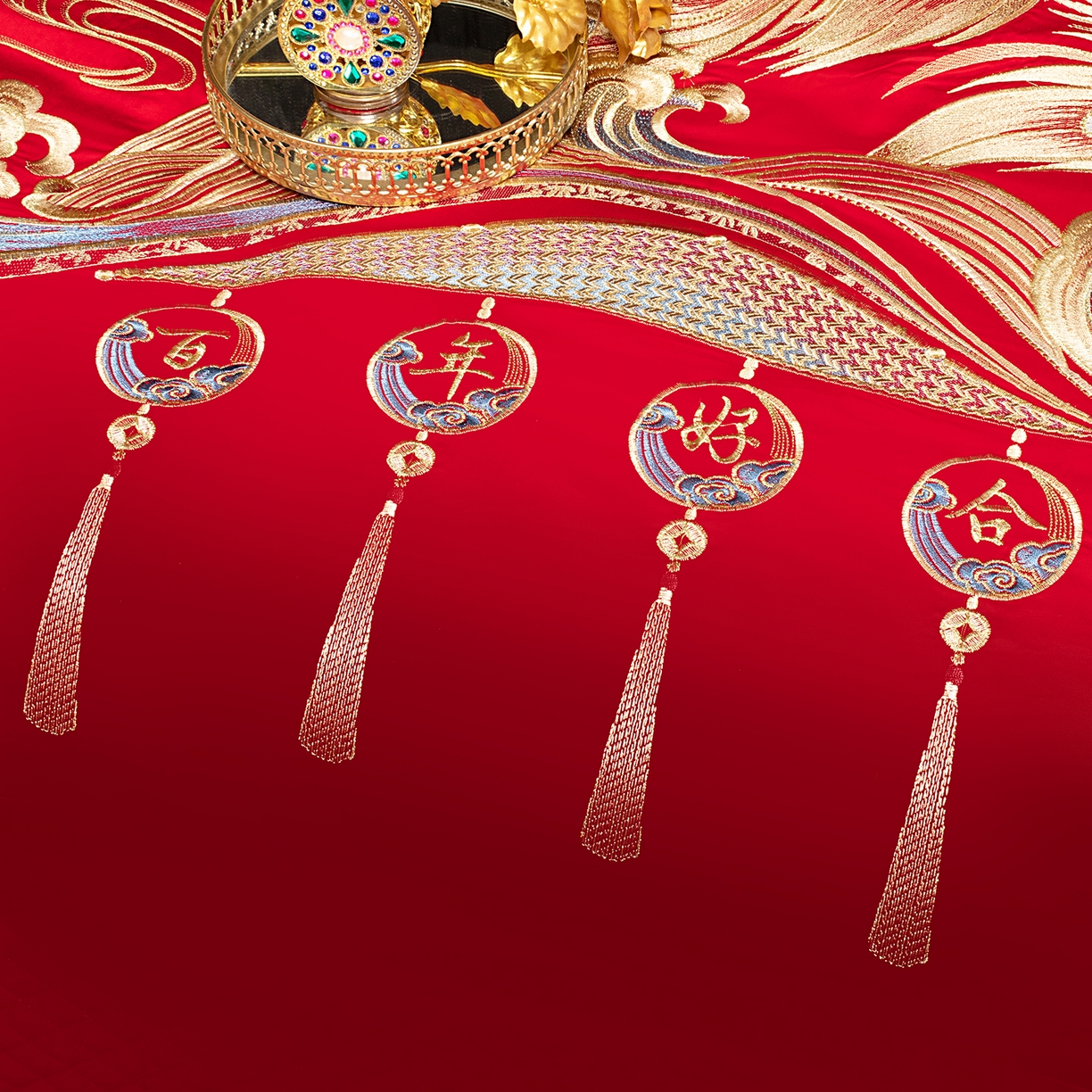 91家纺网 家纺一手货源 找家纺 柏拉图 2026新款100s长绒棉纯棉贡缎提花重工艺刺绣婚庆四件套多件套 锦绣龙凤