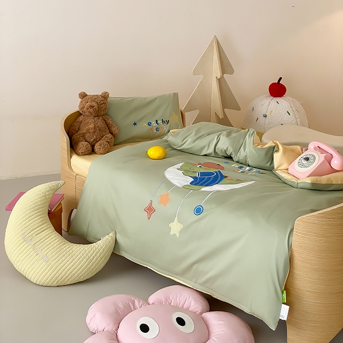 91家纺网 家纺一手货源 找家纺 宝贝优选 2026新款100支澳棉纯棉幼儿园学生三件套多件套 恐龙宝宝