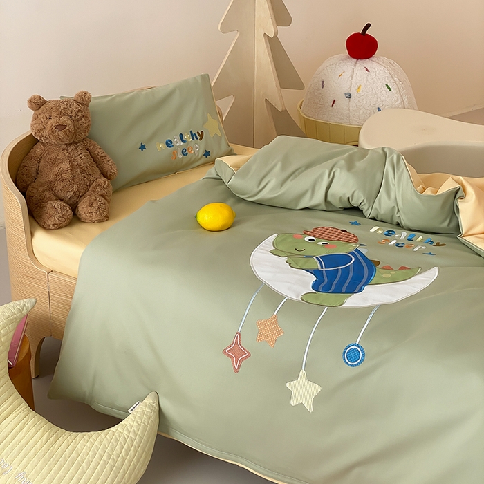 91家纺网 家纺一手货源 找家纺 宝贝优选 2026新款100支澳棉纯棉幼儿园学生三件套多件套 恐龙宝宝