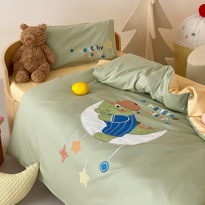 91家纺网 家纺一手货源 找家纺 宝贝优选 2026新款100支澳棉纯棉幼儿园学生三件套多件套 恐龙宝宝