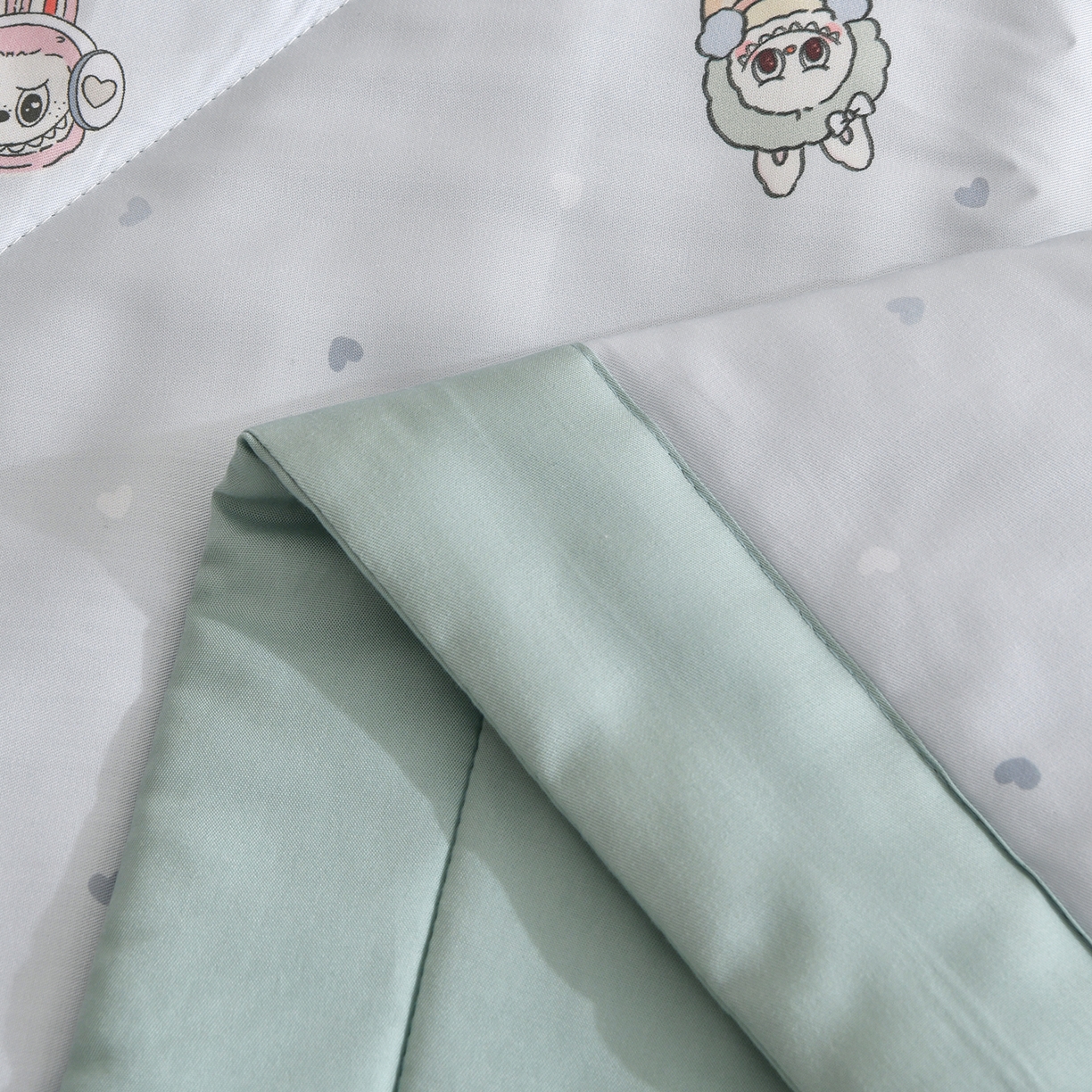 91家纺网 家纺一手货源 找家纺 金艾草 2026新款莫代尔天丝印花夏被床盖四件套三件套 拉布布-蓝