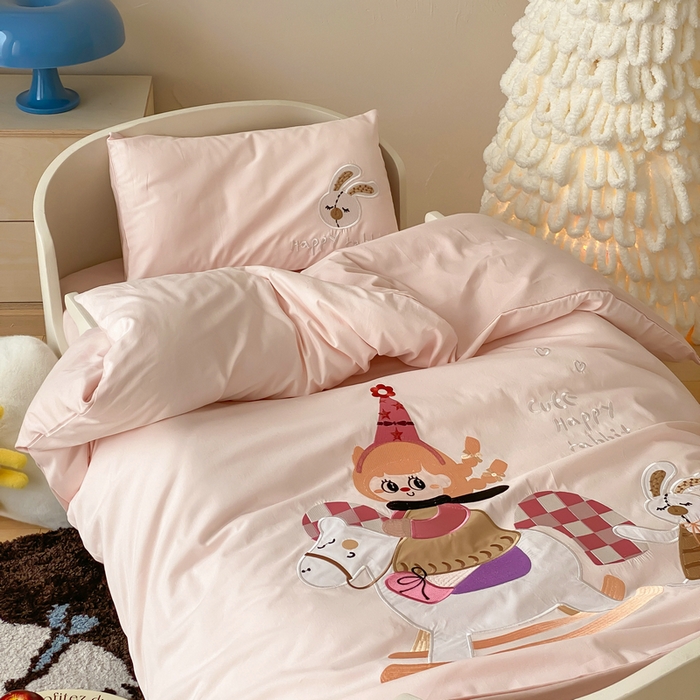 91家纺网 家纺一手货源 找家纺 宝贝优选 2026新款100支澳棉纯棉幼儿园学生三件套多件套 木马公主