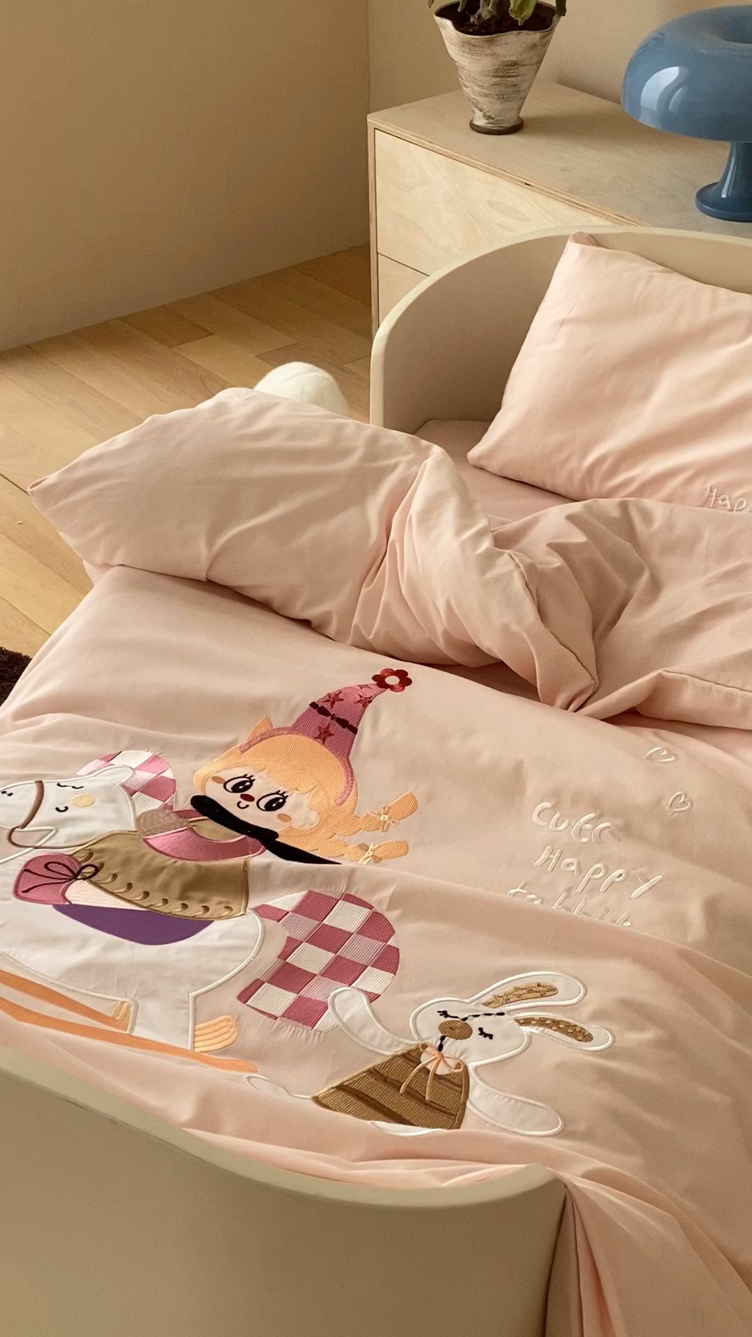 91家纺网 家纺一手货源 找家纺 宝贝优选 2026新款100支澳棉纯棉幼儿园学生三件套多件套 木马公主