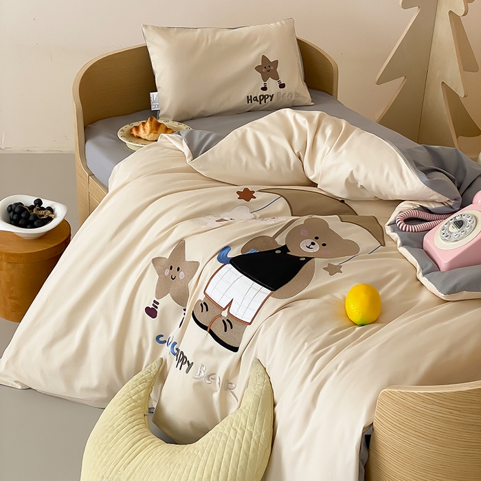 91家纺网 家纺一手货源 找家纺 宝贝优选 2026新款100支澳棉纯棉幼儿园学生三件套多件套 伞荫熊趣