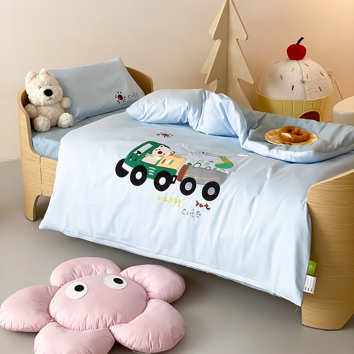 91家纺网 家纺一手货源 找家纺 宝贝优选 2026新款100支澳棉纯棉幼儿园学生三件套多件套 小熊挖土机