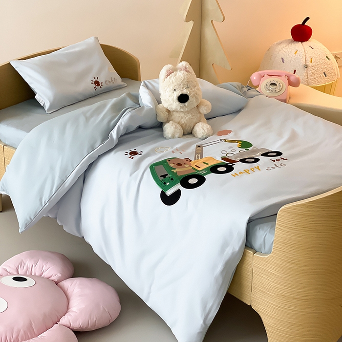 91家纺网 家纺一手货源 找家纺 宝贝优选 2026新款100支澳棉纯棉幼儿园学生三件套多件套 小熊挖土机