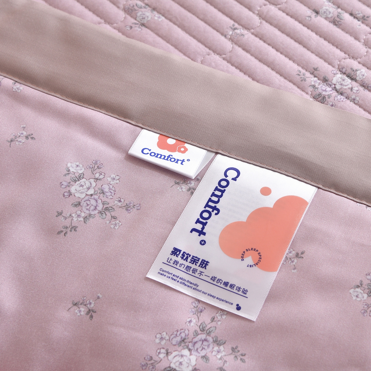 91家纺网 家纺一手货源 找家纺 金艾草 2026新款莫代尔天丝印花夏被床盖四件套三件套 山茶花-紫