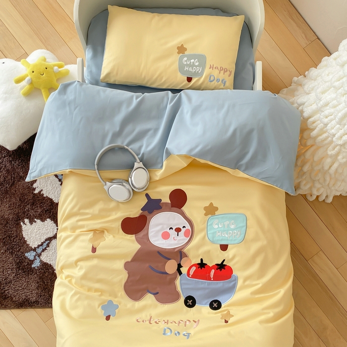 91家纺网 家纺一手货源 找家纺 宝贝优选 2026新款100支澳棉纯棉幼儿园学生三件套多件套 熊熊推车