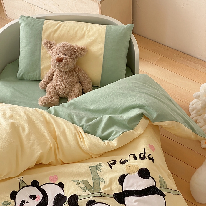 91家纺网 家纺一手货源 找家纺 宝贝优选 2026新款全棉水洗棉幼儿园学生三件套多件套 Happy熊猫