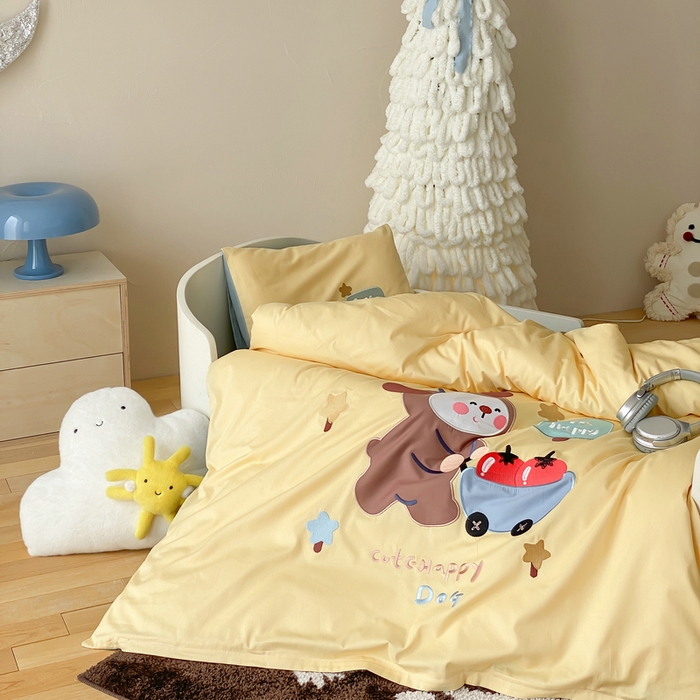 91家纺网 家纺一手货源 找家纺 宝贝优选 2026新款100支澳棉纯棉幼儿园学生三件套多件套 熊熊推车