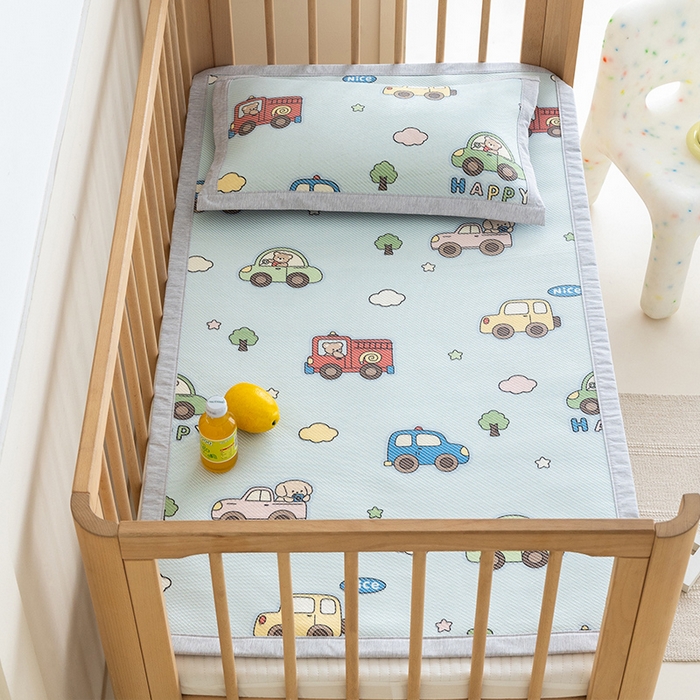 91家纺网 家纺一手货源 找家纺 嗨生活 2026年新款600D冰藤凉席儿童婴儿床凉席 幼儿园凉席 拼床凉席（可定做） 汽车家族