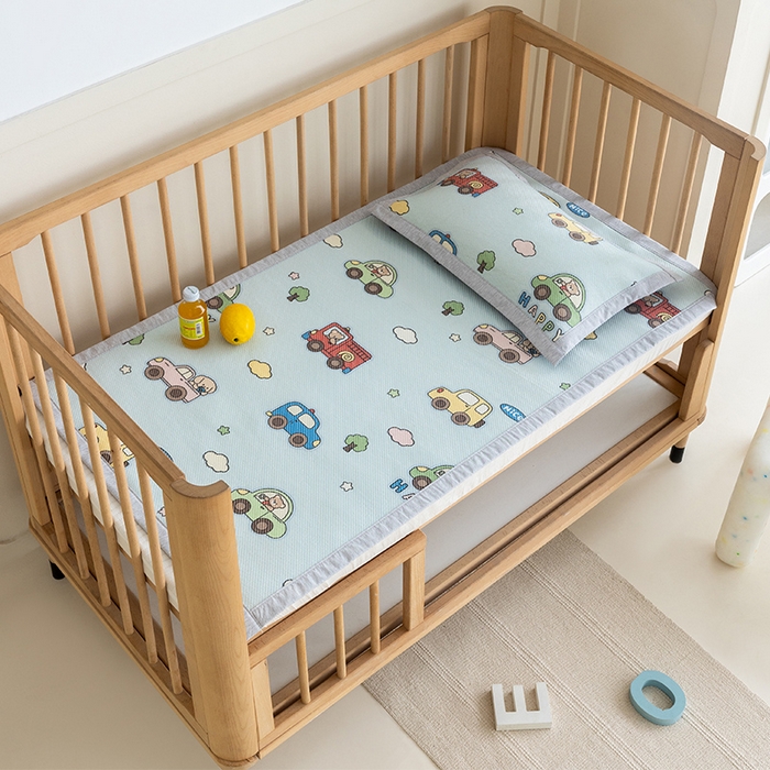 91家纺网 家纺一手货源 找家纺 嗨生活 2026年新款600D冰藤凉席儿童婴儿床凉席 幼儿园凉席 拼床凉席（可定做） 汽车家族