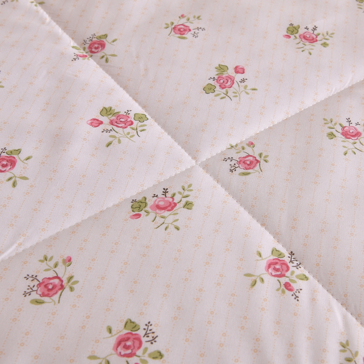 91家纺网 家纺一手货源 找家纺 金艾草 2026新款莫代尔天丝印花夏被床盖四件套三件套 桃粉