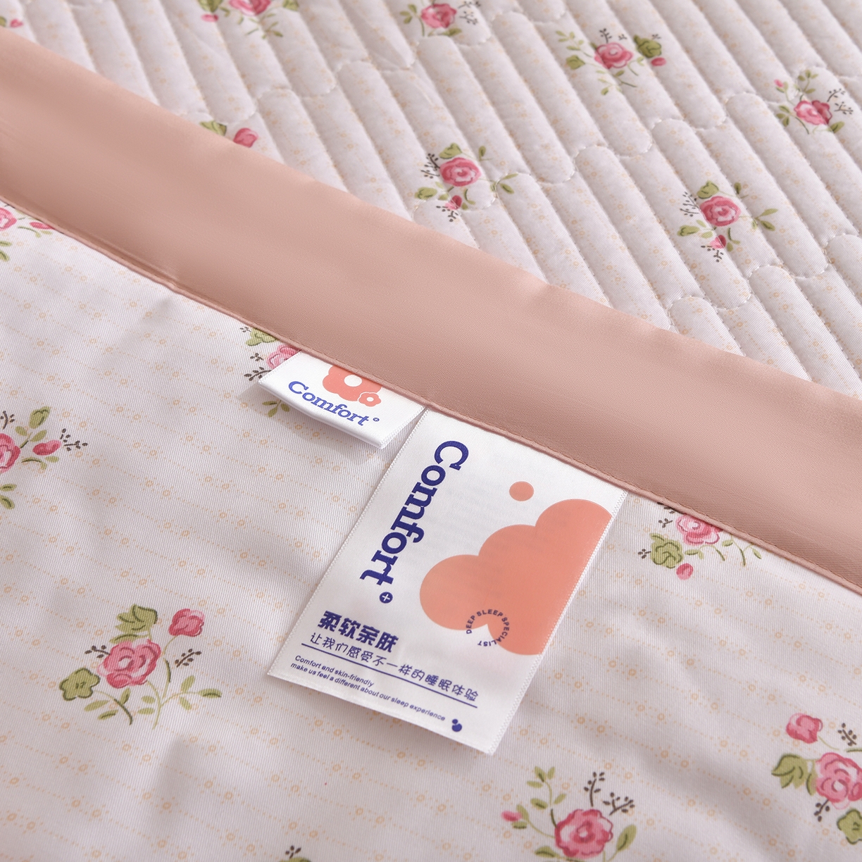 91家纺网 家纺一手货源 找家纺 金艾草 2026新款莫代尔天丝印花夏被床盖四件套三件套 桃粉