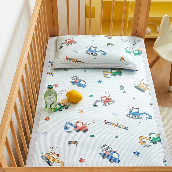 91家纺网 家纺一手货源 找家纺 嗨生活 2026年新款600D冰藤凉席儿童婴儿床凉席 幼儿园凉席 拼床凉席（可定做） 彩色挖机