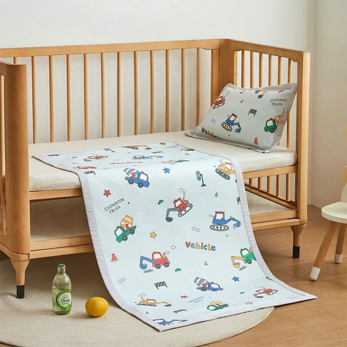 91家纺网 家纺一手货源 找家纺 嗨生活 2026年新款600D冰藤凉席儿童婴儿床凉席 幼儿园凉席 拼床凉席（可定做） 彩色挖机