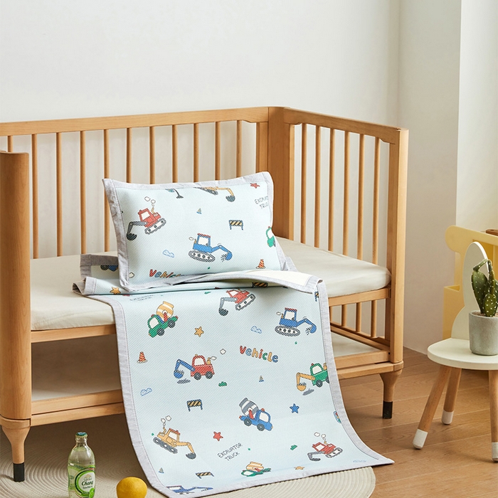 91家纺网 家纺一手货源 找家纺 嗨生活 2026年新款600D冰藤凉席儿童婴儿床凉席 幼儿园凉席 拼床凉席（可定做） 彩色挖机