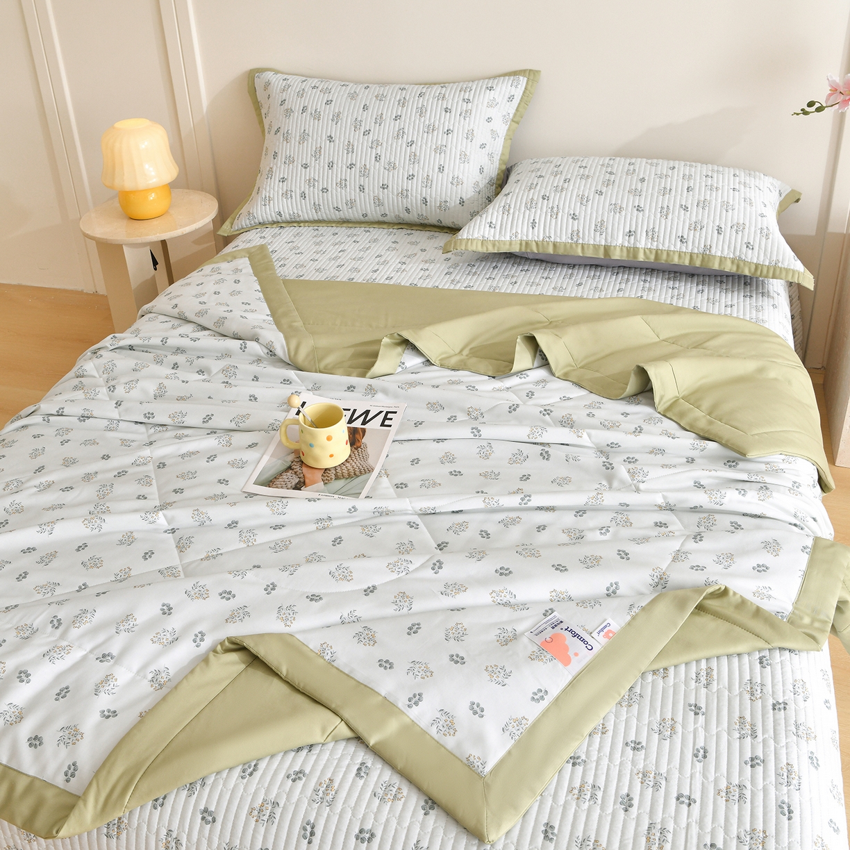 金艾草 2026新款莫代尔天丝印花夏被床盖四件套三件套 甜果-绿