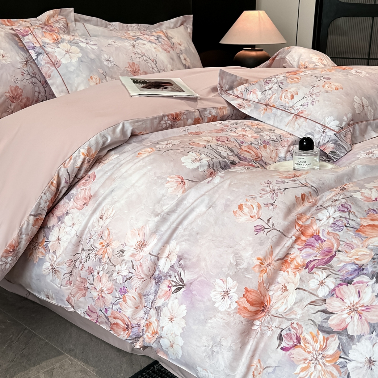 91家纺网 家纺一手货源 找家纺 启航家居 2026新款全棉纯棉数码印花四件套（控价198） 木浔与森粉