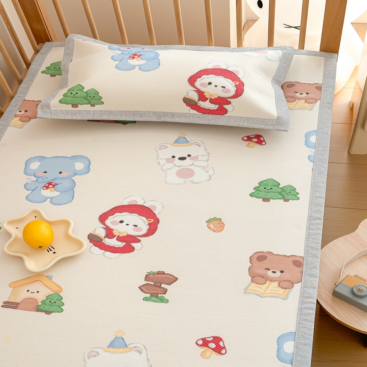 91家纺网 家纺一手货源 找家纺 嗨生活 2026年新款600D冰藤凉席儿童婴儿床凉席 幼儿园凉席 拼床凉席（可定做） 萌宠乐园