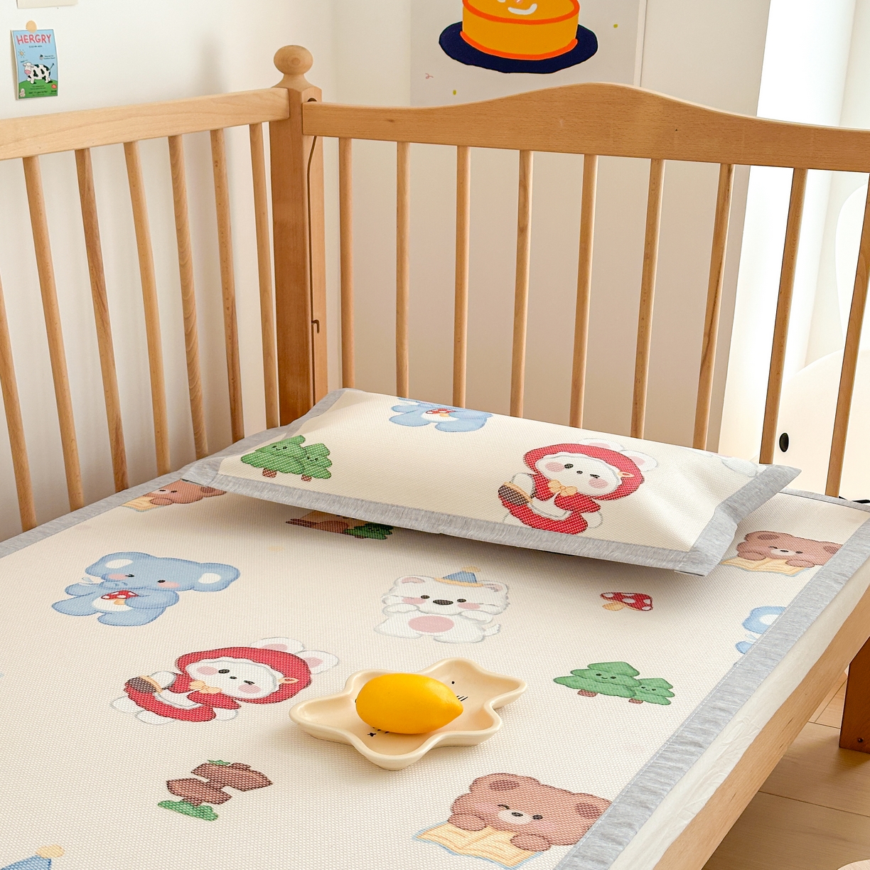 91家纺网 家纺一手货源 找家纺 嗨生活 2026年新款600D冰藤凉席儿童婴儿床凉席 幼儿园凉席 拼床凉席（可定做） 萌宠乐园