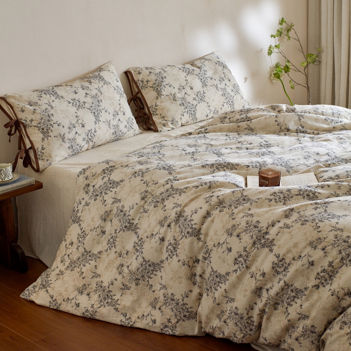 91家纺网 家纺一手货源 找家纺 由丽家纺 2026新款法式复古风棉麻绑带款四件套 剪影-白