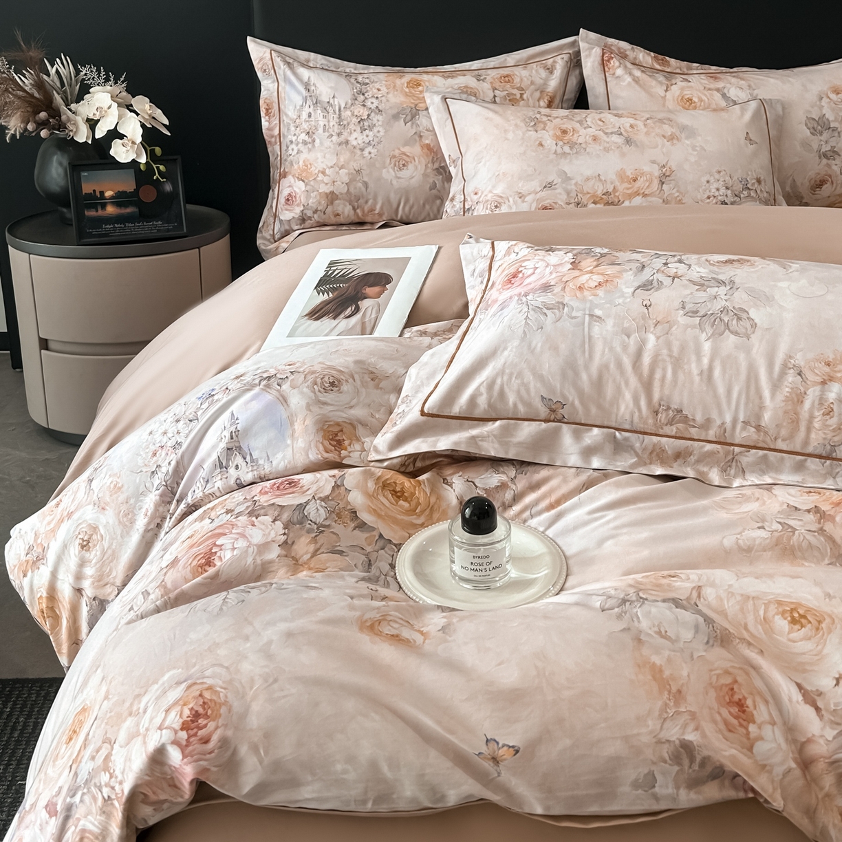 91家纺网 家纺一手货源 找家纺 启航家居 2026新款全棉纯棉数码印花四件套（控价198） 奇薇城堡桔