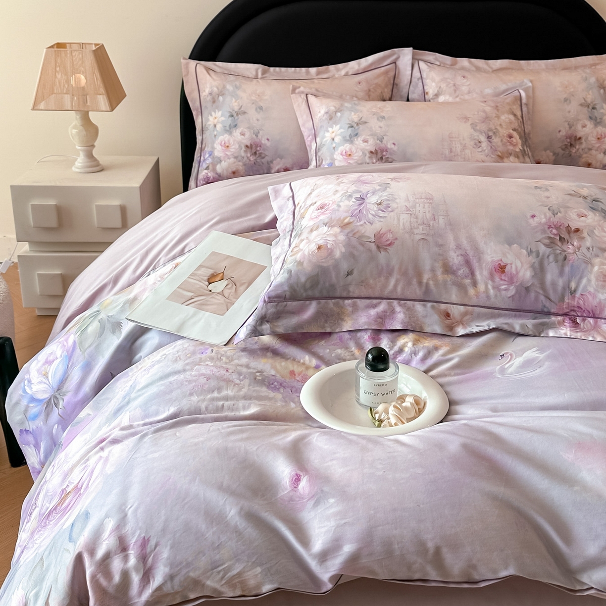 91家纺网 家纺一手货源 找家纺 启航家居 2026新款全棉纯棉数码印花四件套（控价198） 斐色紫