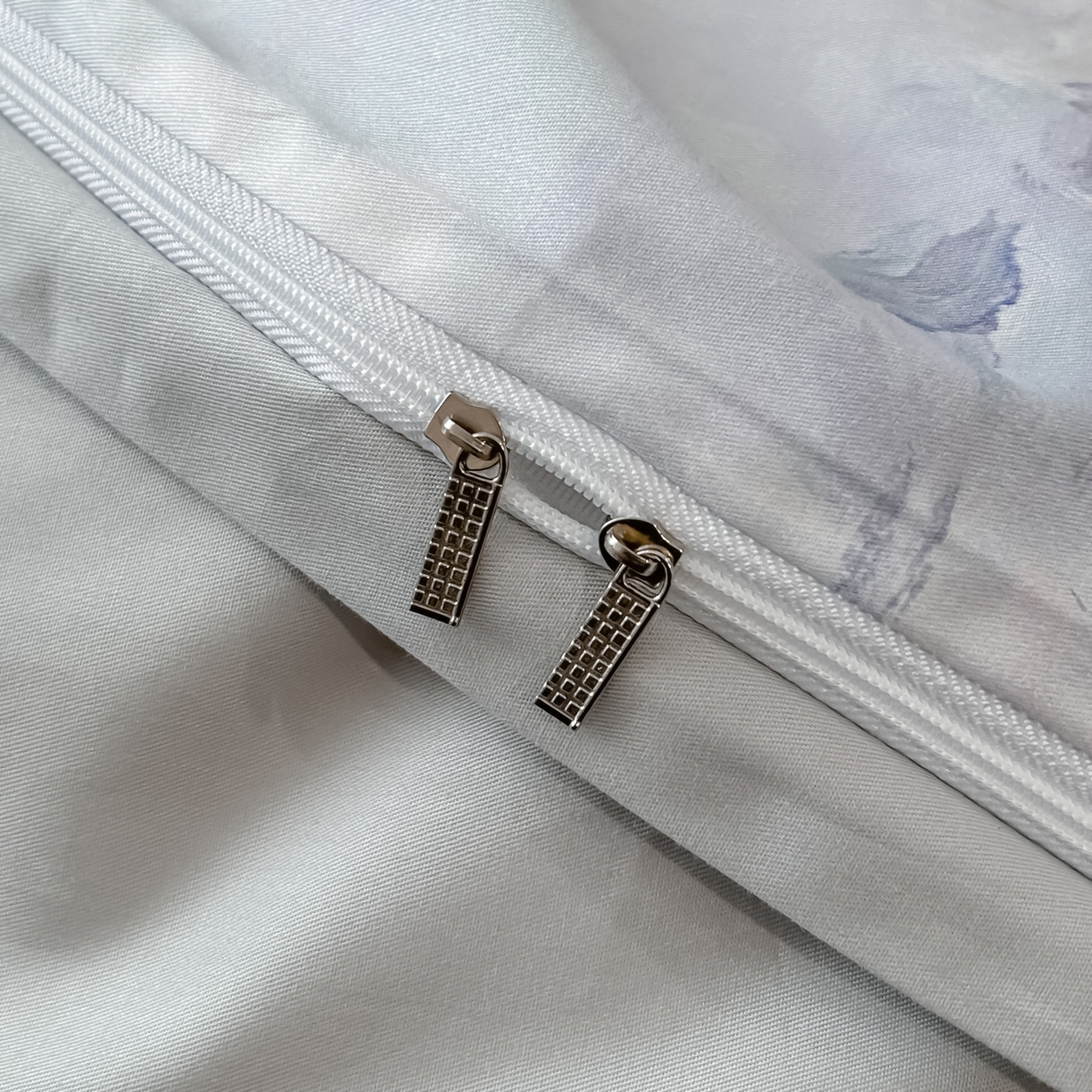 91家纺网 家纺一手货源 找家纺 启航家居 2026新款全棉纯棉数码印花四件套（控价198） 奇薇城堡兰