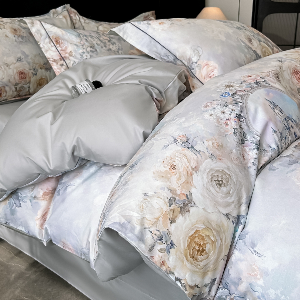 91家纺网 家纺一手货源 找家纺 启航家居 2026新款全棉纯棉数码印花四件套（控价198） 奇薇城堡兰