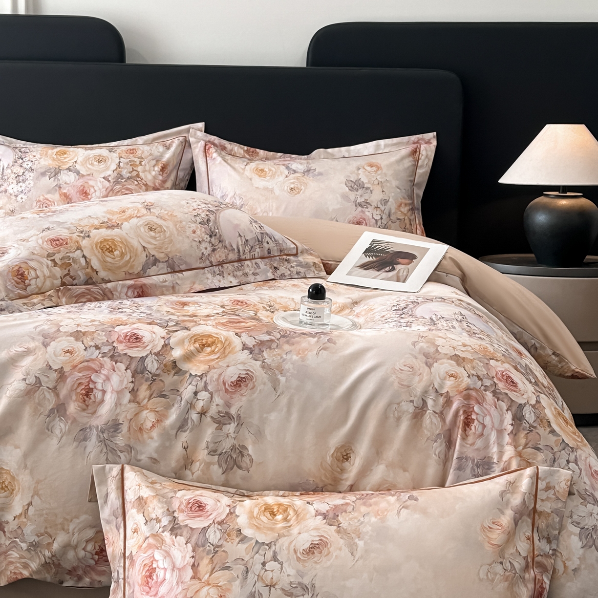 91家纺网 家纺一手货源 找家纺 启航家居 2026新款全棉纯棉数码印花四件套（控价198） 奇薇城堡桔