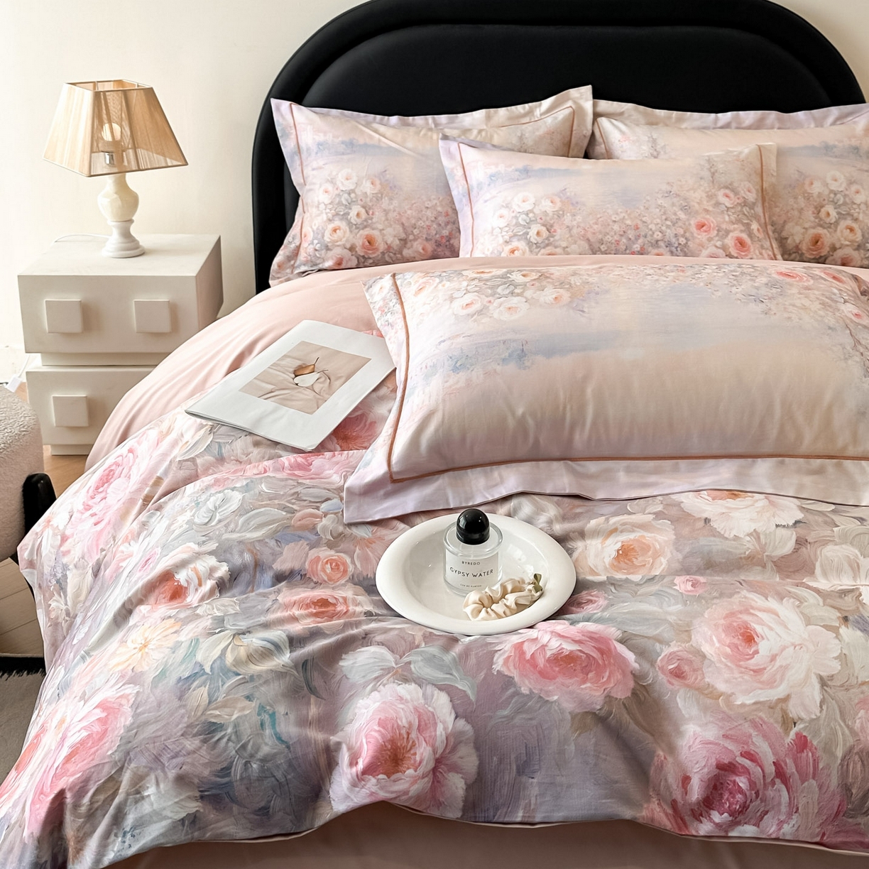 91家纺网 家纺一手货源 找家纺 启航家居 2026新款全棉纯棉数码印花四件套（控价198） 素缕生香紫