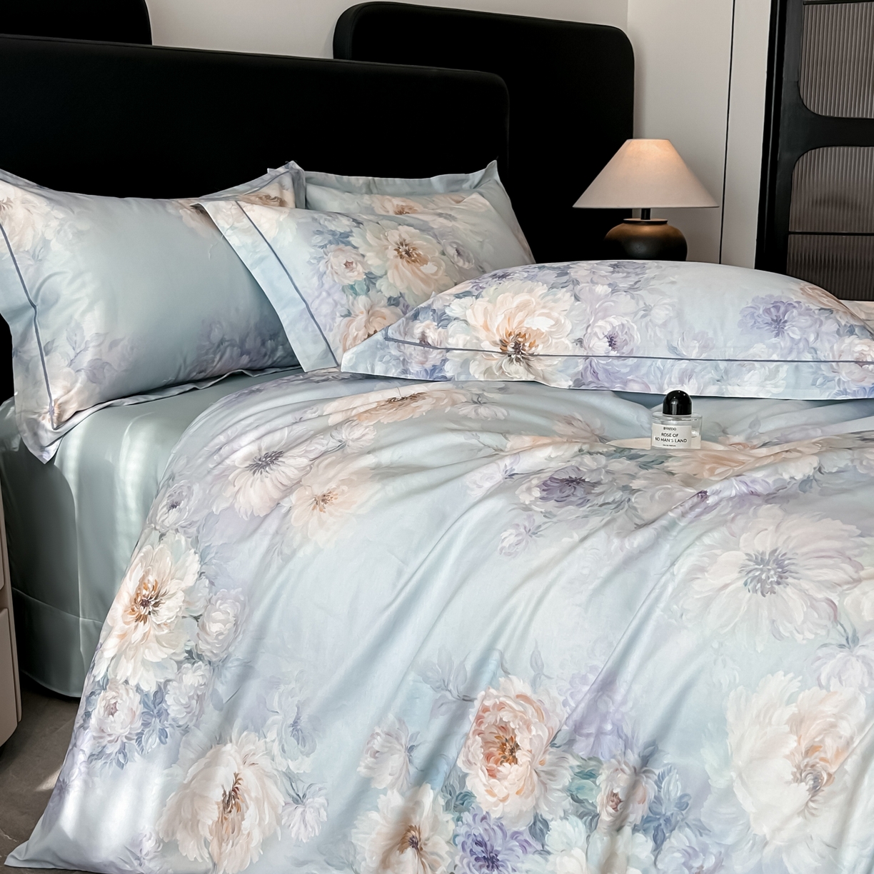 91家纺网 家纺一手货源 找家纺 启航家居 2026新款全棉纯棉数码印花四件套（控价198） 栖茜岛兰