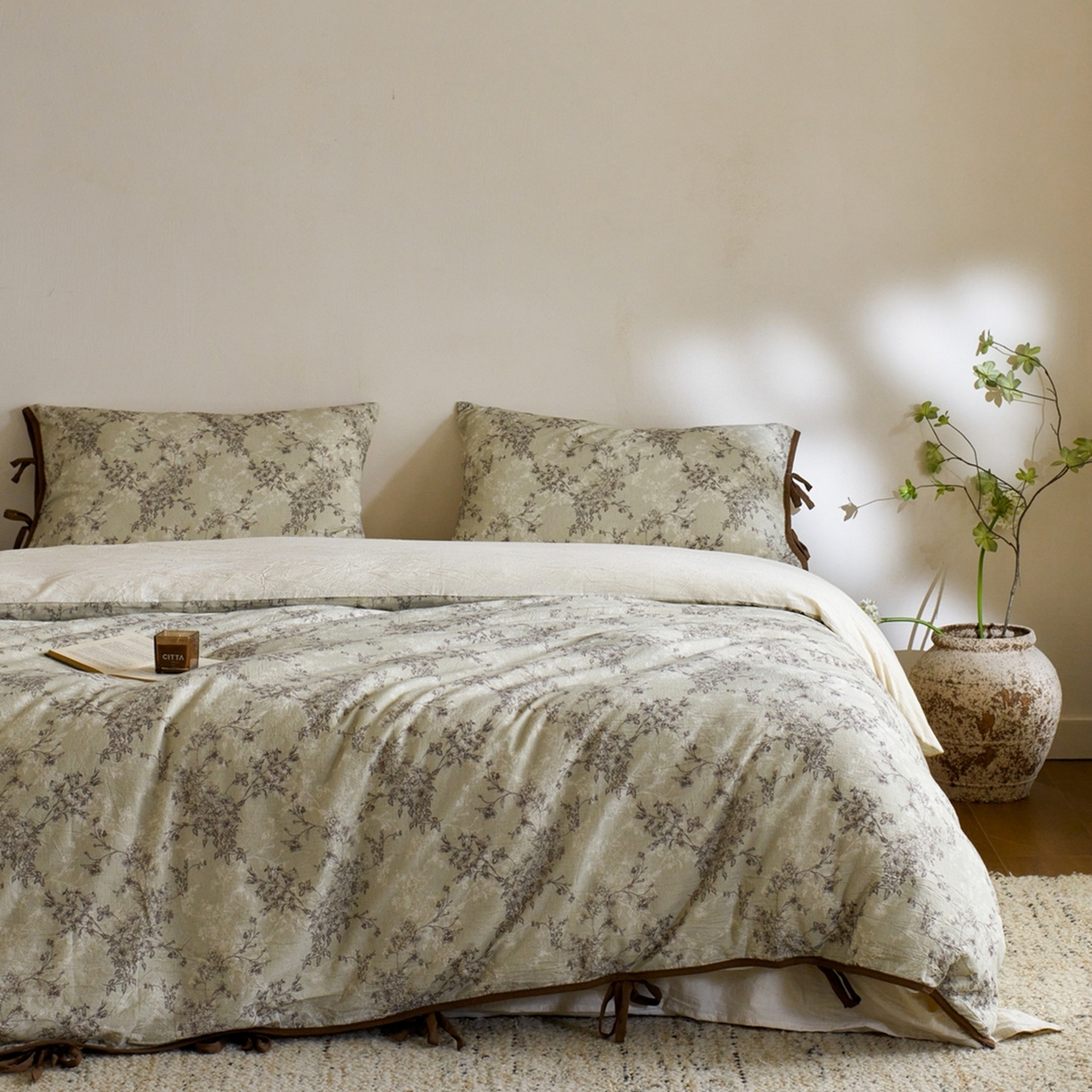 91家纺网 家纺一手货源 找家纺 由丽家纺 2026新款法式复古风棉麻绑带款四件套 剪影-绿