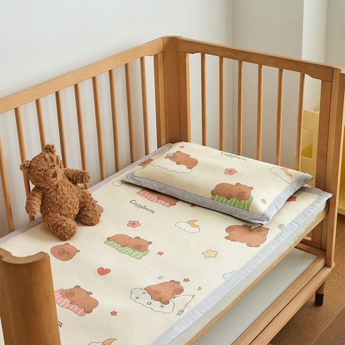 91家纺网 家纺一手货源 找家纺 嗨生活 2026年新款600D冰藤凉席儿童婴儿床凉席 幼儿园凉席 拼床凉席（可定做） 可爱巴拉