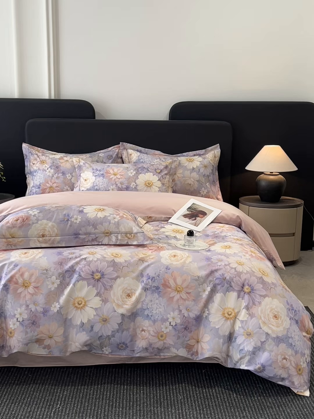 91家纺网 家纺一手货源 找家纺 启航家居 2026新款全棉纯棉数码印花四件套（控价198） 木槿花开紫