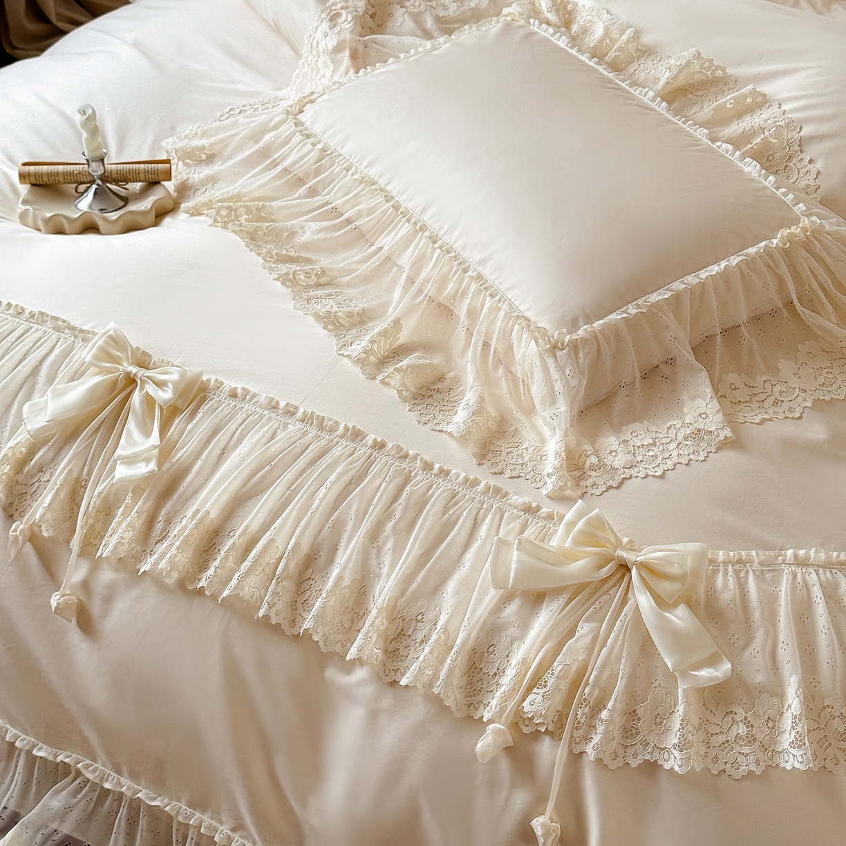 91家纺网 家纺一手货源 找家纺 （总）惯盈家纺 2026新款法式蕾丝韩版床裙款纯色全棉四件套-情书（含买家秀）【控价商品】