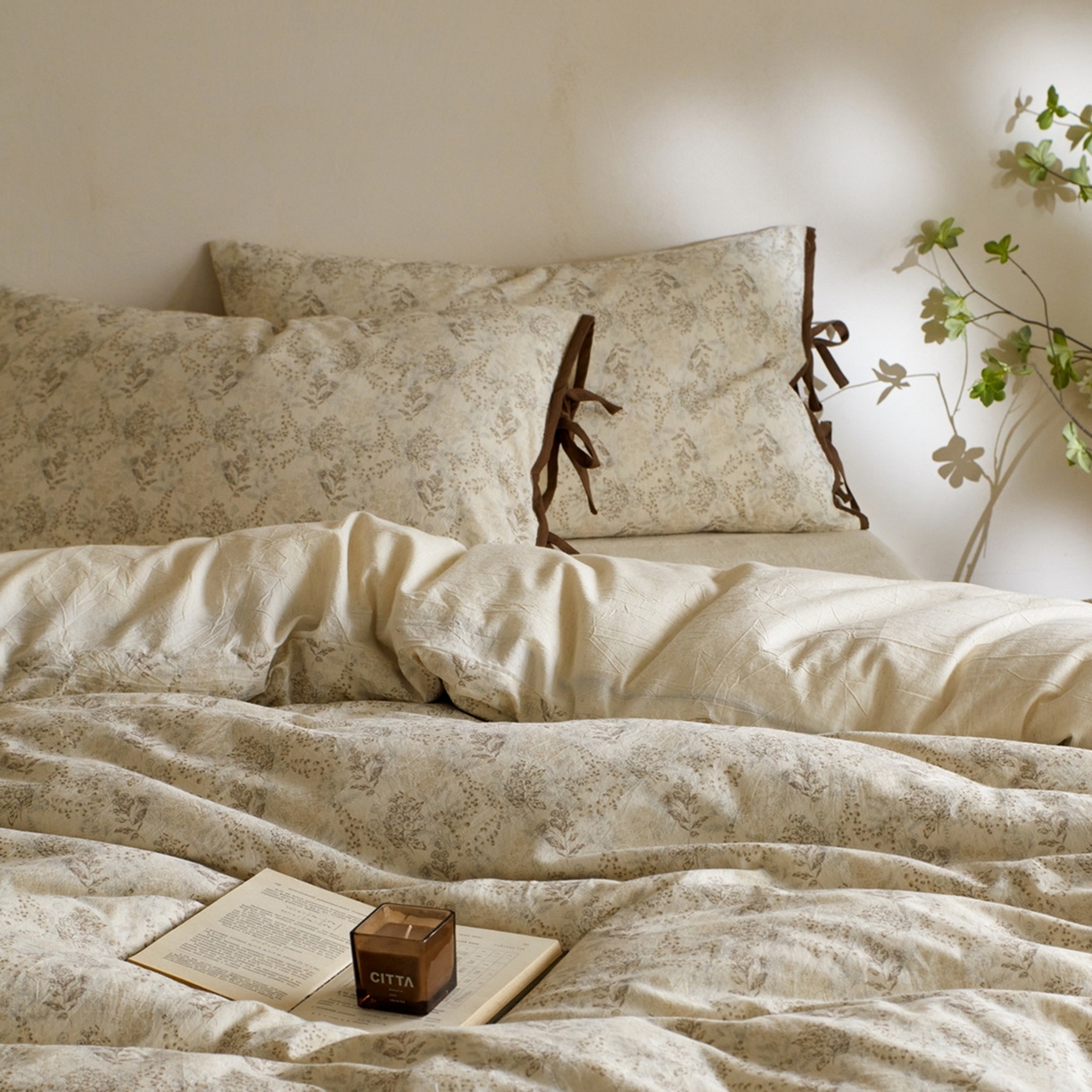 91家纺网 家纺一手货源 找家纺 由丽家纺 2026新款法式复古风棉麻绑带款四件套 千幻梦