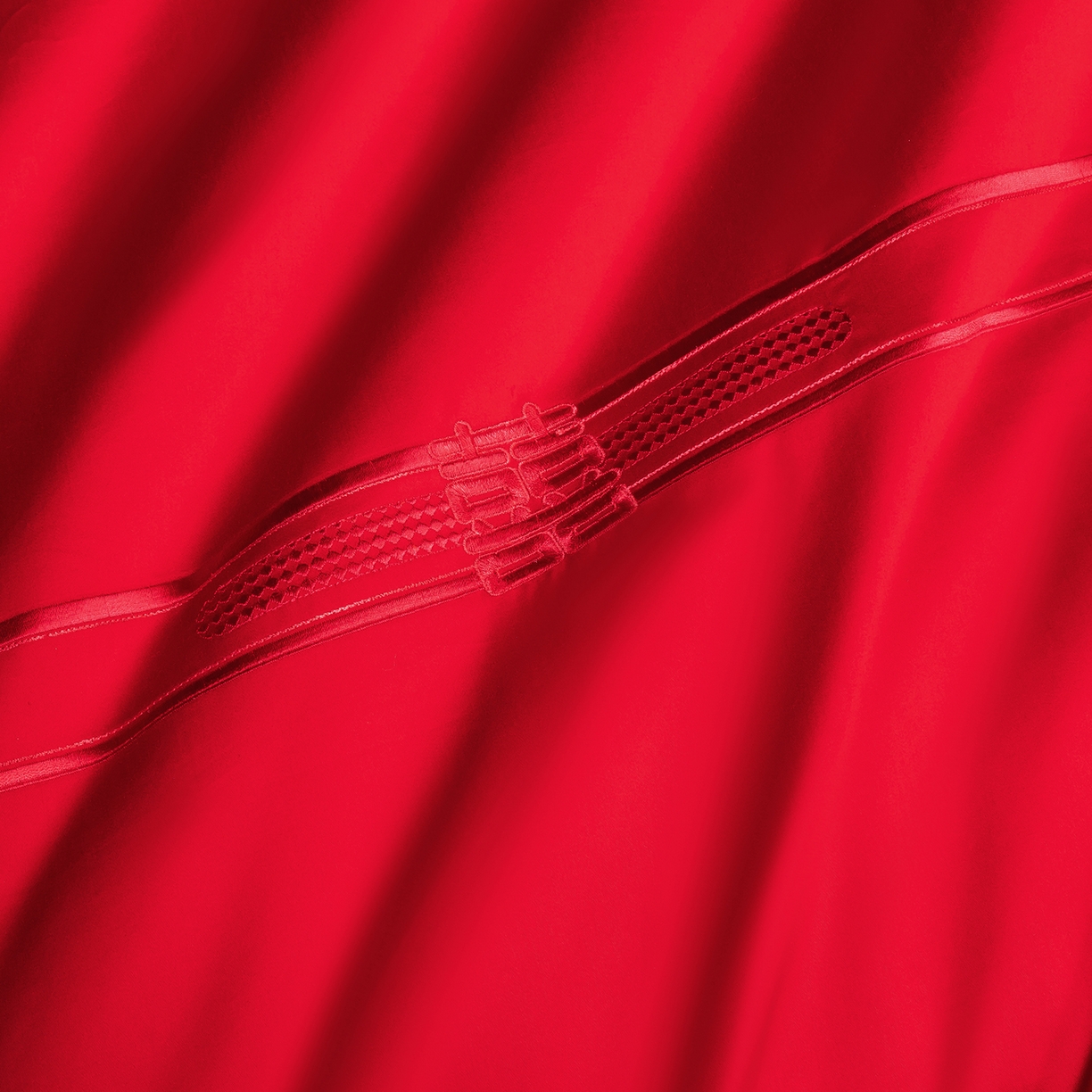 91家纺网 家纺一手货源 找家纺 柏拉图 2026新款长绒棉纯棉贡缎全工艺刺绣婚庆四件套多件套 爱的诺言