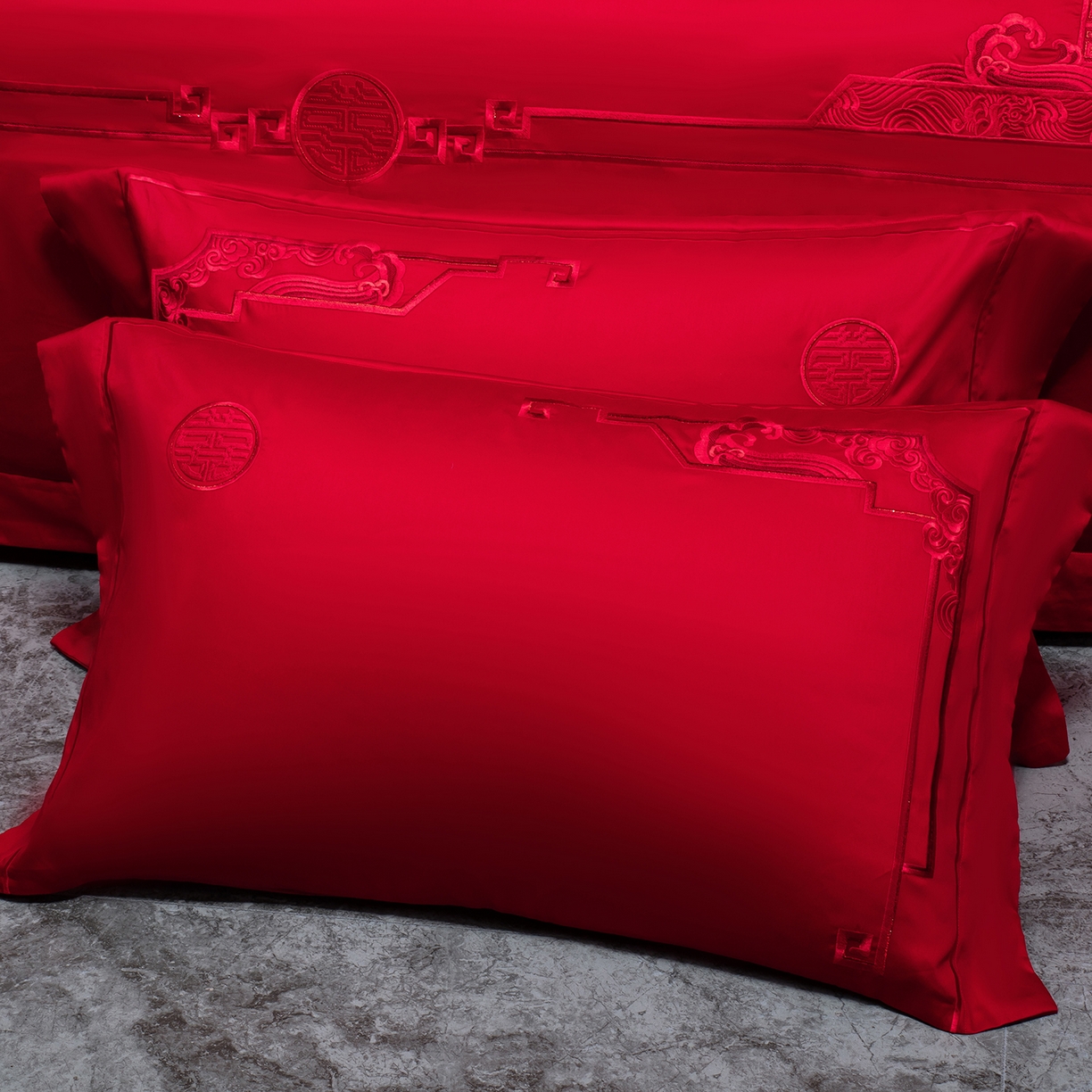 91家纺网 家纺一手货源 找家纺 柏拉图 2026新款长绒棉纯棉贡缎全工艺刺绣婚庆四件套多件套 百年好合