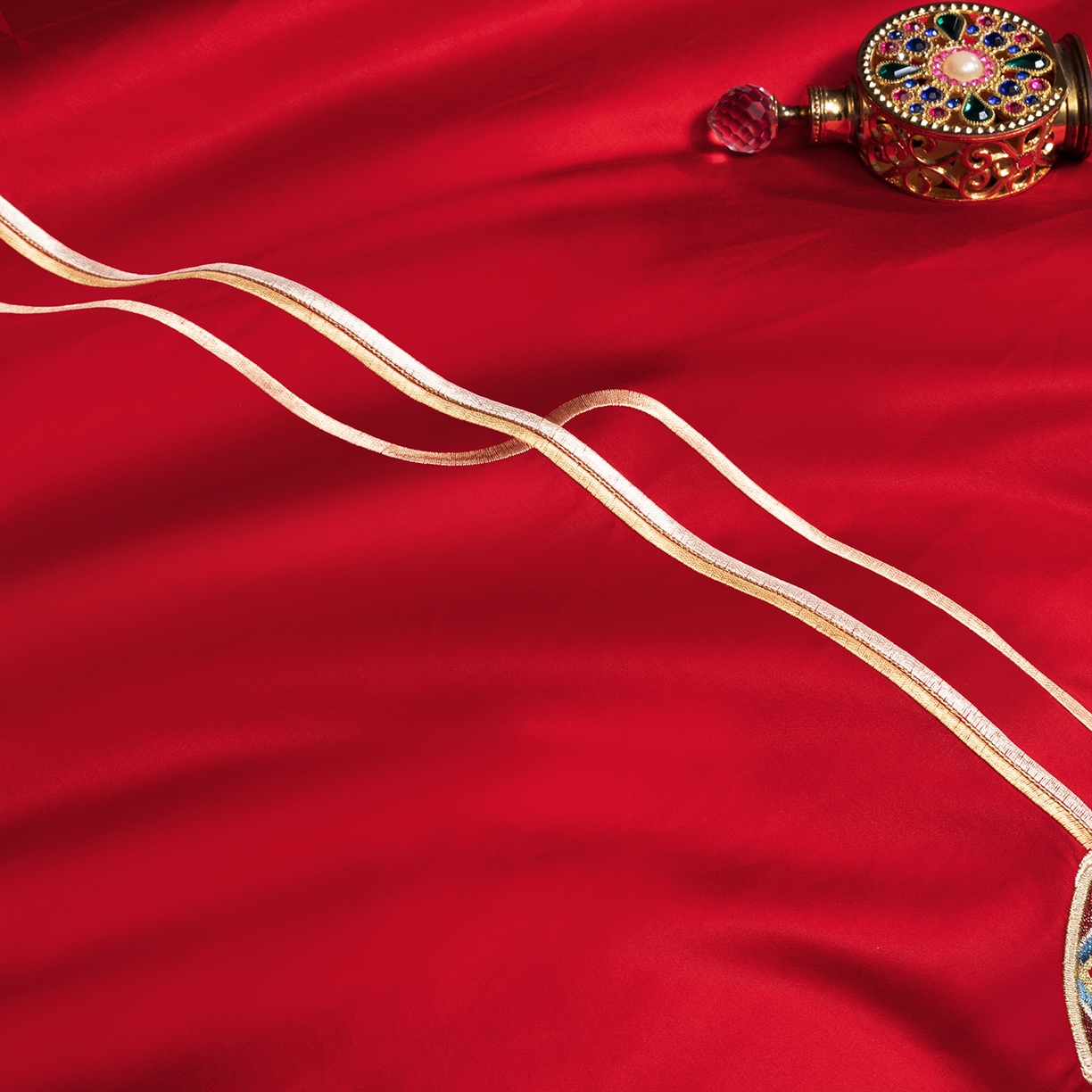 91家纺网 家纺一手货源 找家纺 柏拉图 2026新款长绒棉纯棉贡缎全工艺刺绣婚庆四件套多件套 百年龙凤