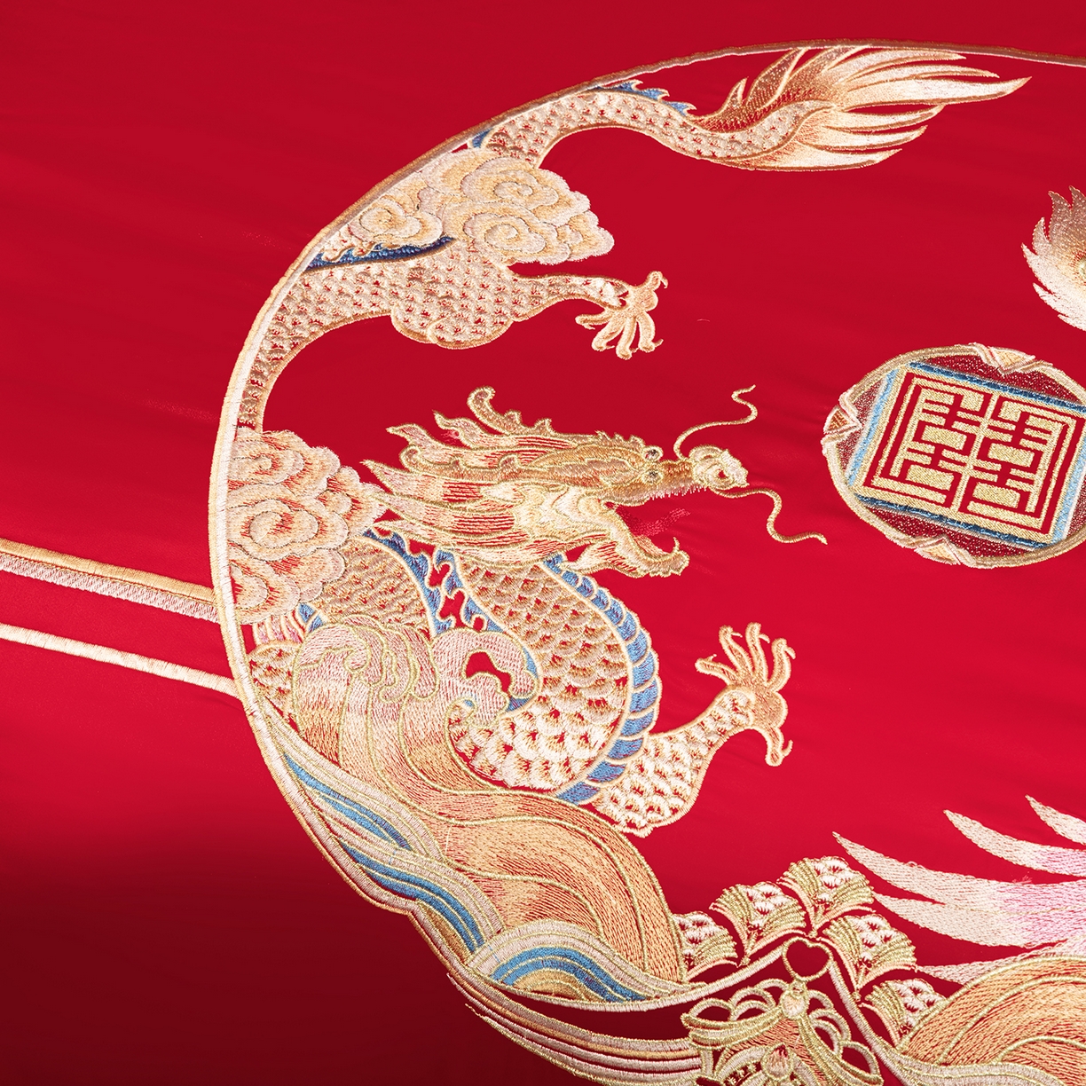 91家纺网 家纺一手货源 找家纺 柏拉图 2026新款长绒棉纯棉贡缎全工艺刺绣婚庆四件套多件套 百年龙凤