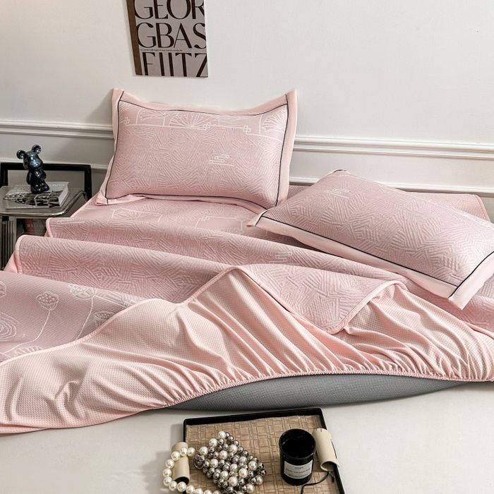 91家纺网 家纺一手货源 找家纺 绒艺席业 2026年新款立体浮雕工艺正宗凉感豆豆席凉席席子-床笠款 豆豆荷塘月色-粉色