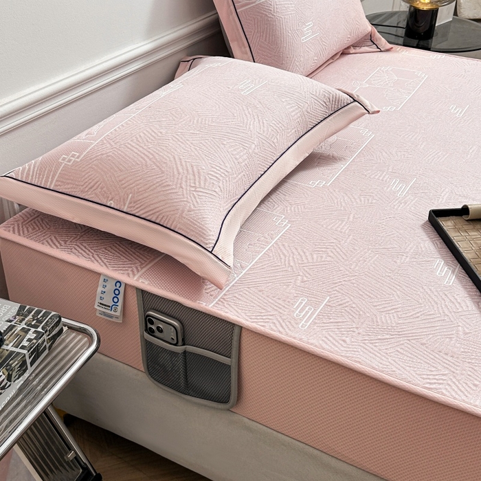 91家纺网 家纺一手货源 找家纺 绒艺席业 2026年新款立体浮雕工艺正宗凉感豆豆席凉席席子-床笠款 豆豆荷塘月色-粉色