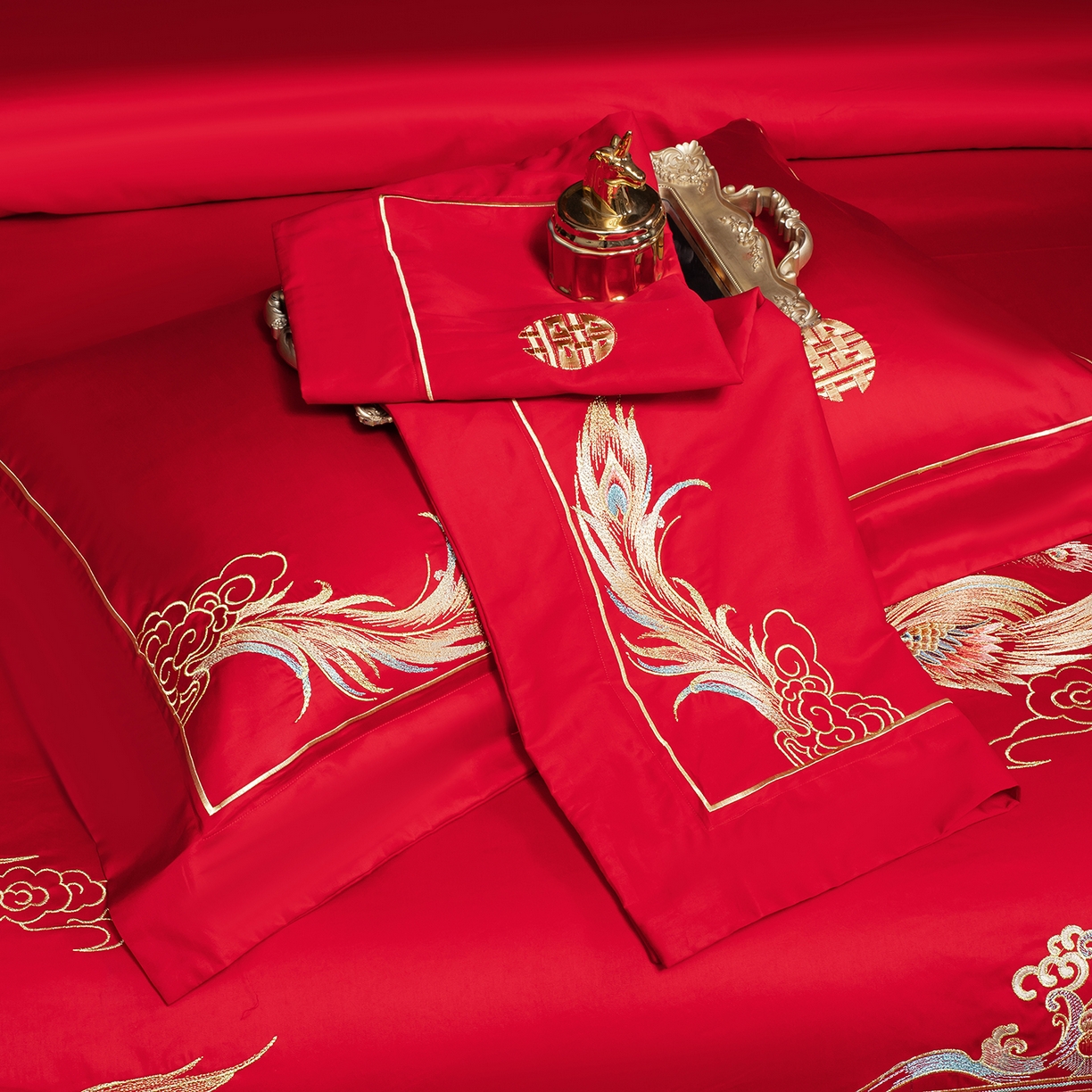 91家纺网 家纺一手货源 找家纺 柏拉图 2026新款长绒棉纯棉贡缎全工艺刺绣婚庆四件套多件套 天赐龙凤