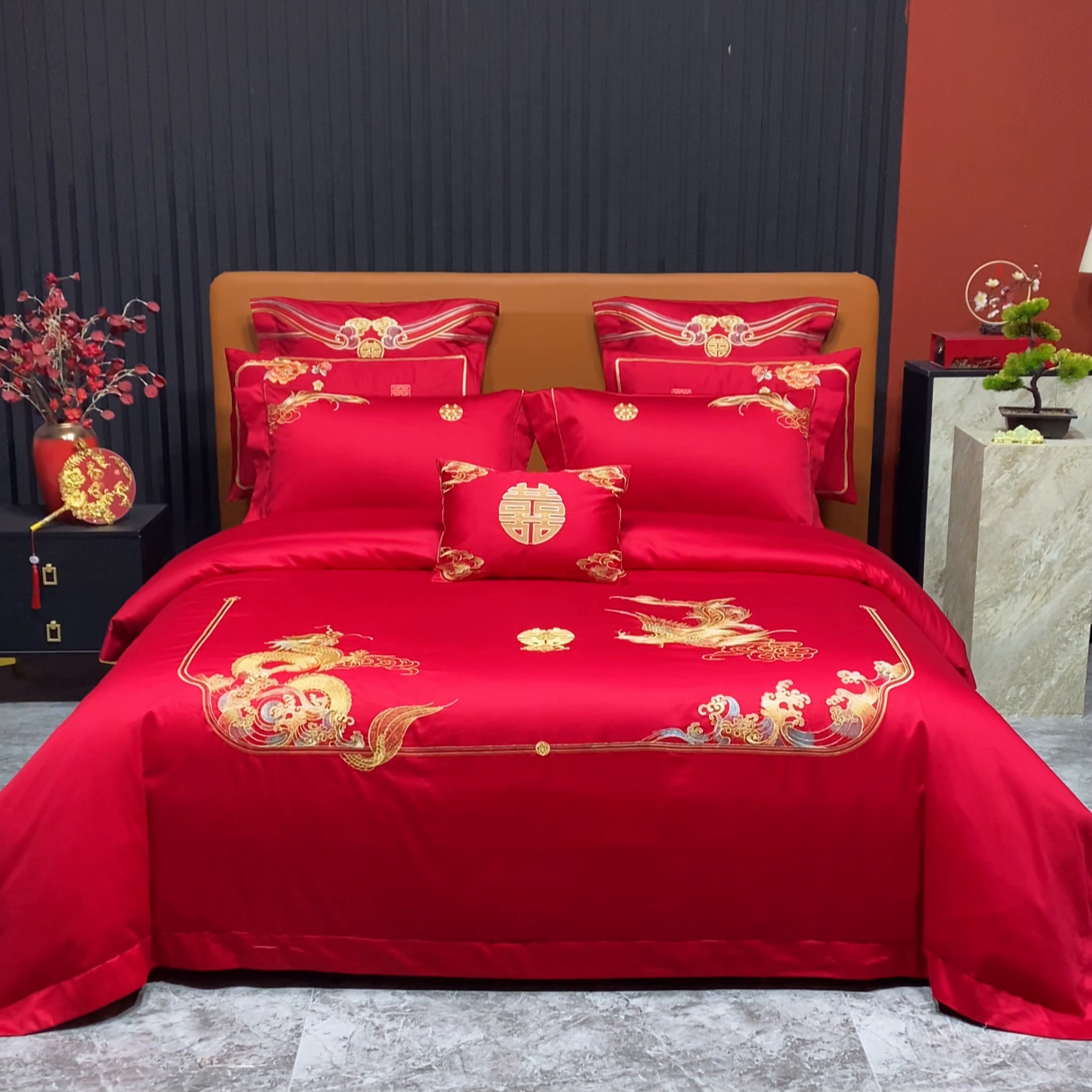 91家纺网 家纺一手货源 找家纺 柏拉图 2026新款长绒棉纯棉贡缎全工艺刺绣婚庆四件套多件套 天赐龙凤