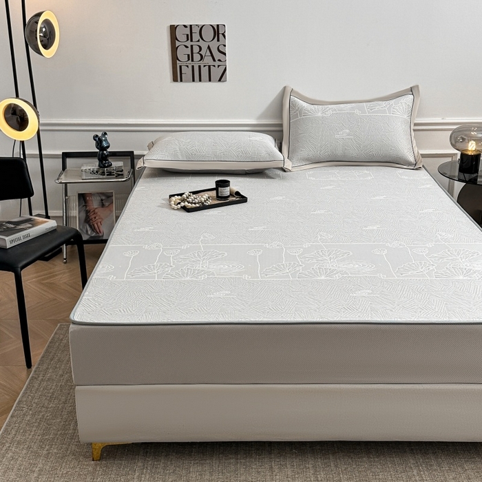 91家纺网 家纺一手货源 找家纺 绒艺席业 2026年新款立体浮雕工艺正宗凉感豆豆席凉席席子-床笠款 豆豆荷塘月色-浅灰色