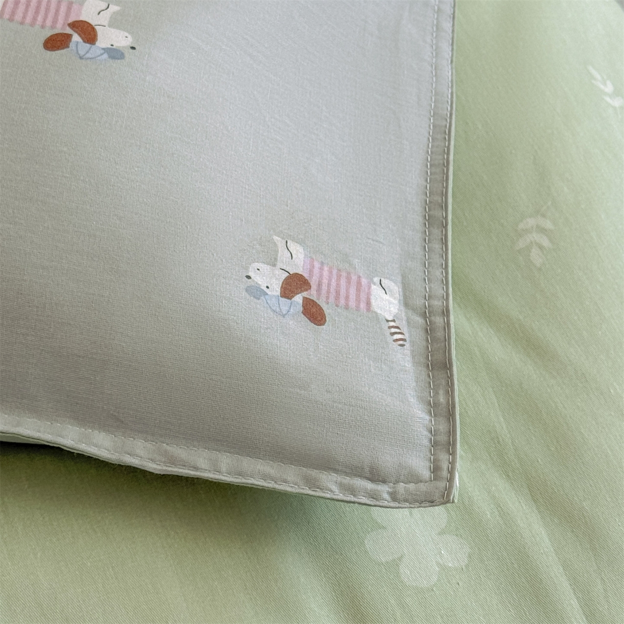 91家纺网 家纺一手货源 找家纺 优眠坊 2026春夏新款全棉印花四件套单品系列-单被套（预留缩水率） 克里斯-绿-单被套