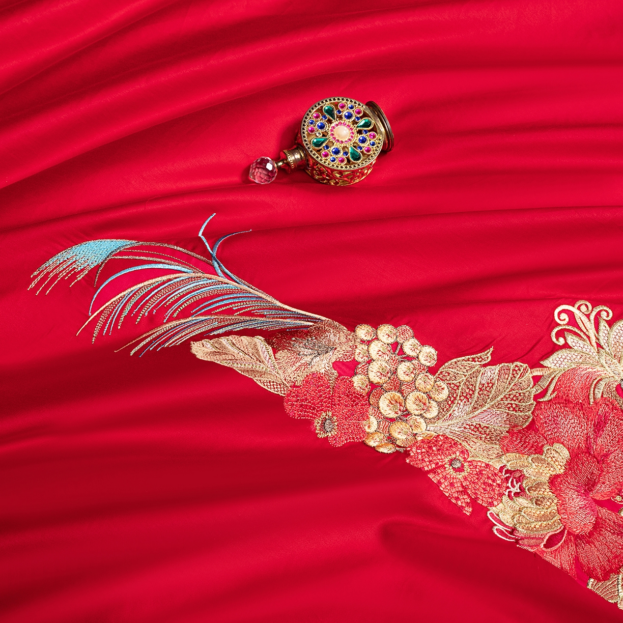 91家纺网 家纺一手货源 找家纺 柏拉图 2026新款长绒棉纯棉贡缎全工艺刺绣婚庆四件套多件套 幸福嫁到