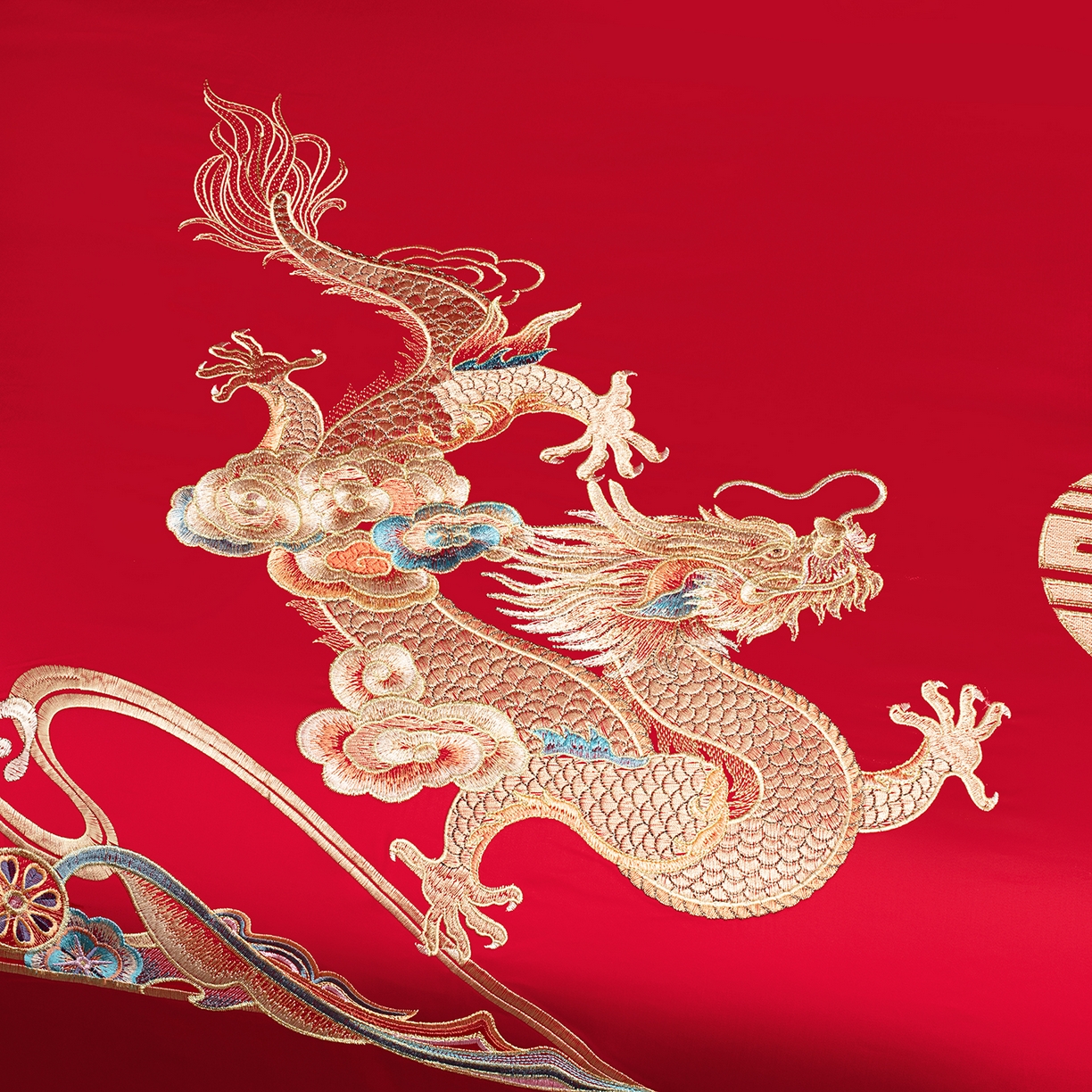 91家纺网 家纺一手货源 找家纺 柏拉图 2026新款长绒棉纯棉贡缎全工艺刺绣婚庆四件套多件套 缘定今生